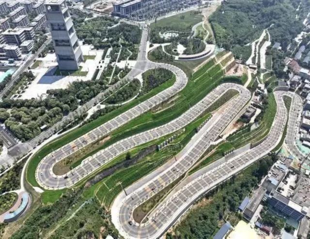 西安國家民用航天產業(yè)基地下塬路和橘河排水工程